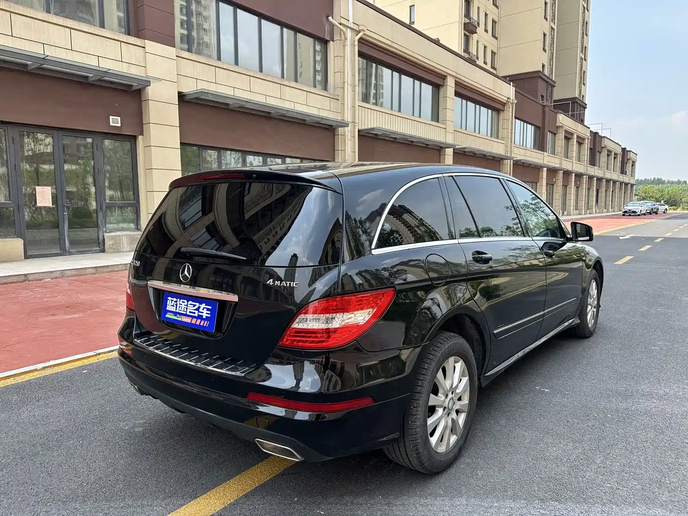 Mercedes-Benz R-Class 2017 R 320 4MATIC Business Collector's Edition фото 10