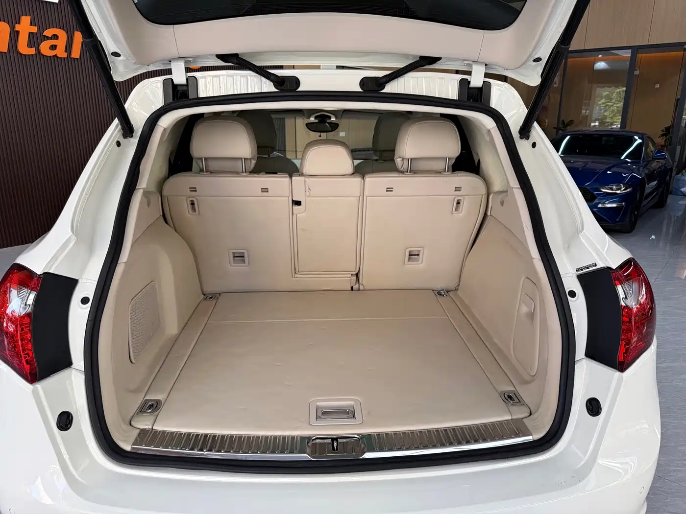Porsche Cayenne 2011 Cayenne S Hybrid 3.0T фото 30