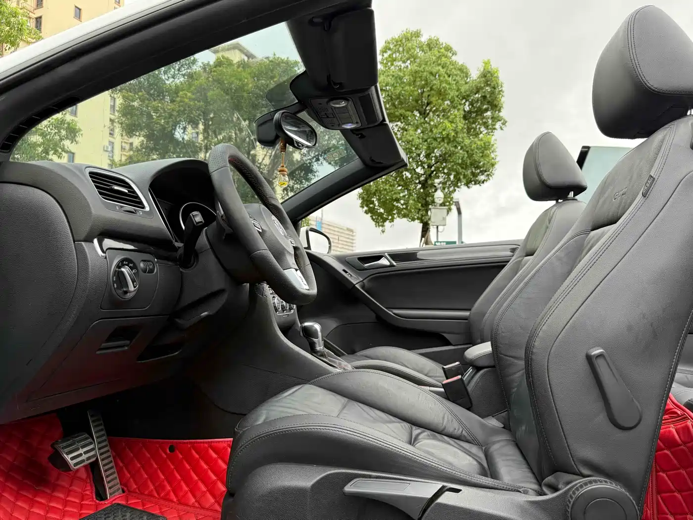 Volkswagen Golf (Import) 2013 2.0TSI GTI Convertible фото 4