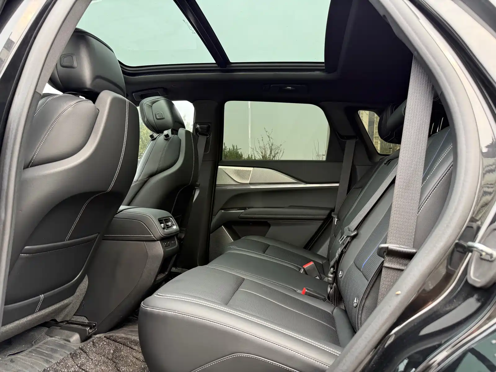 صورة 7 - Cadillac XT5