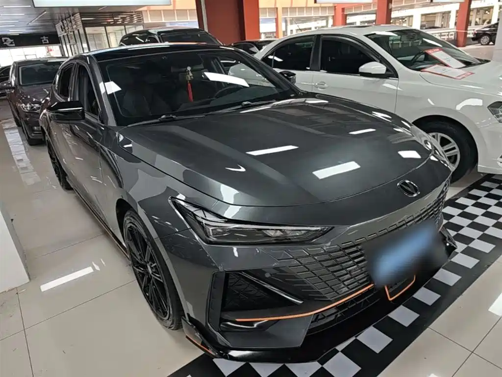CHANGAN UNI-V
