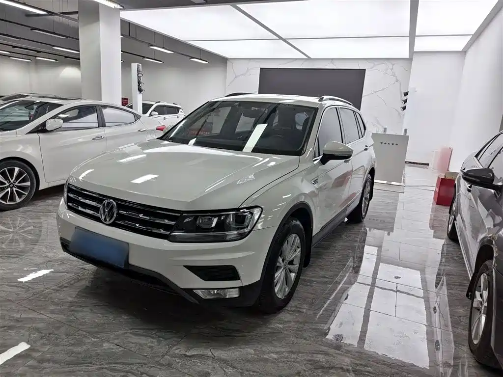 Volkswagen Tiguan L 2018 330TSI Automatic 2WD Trend Edition