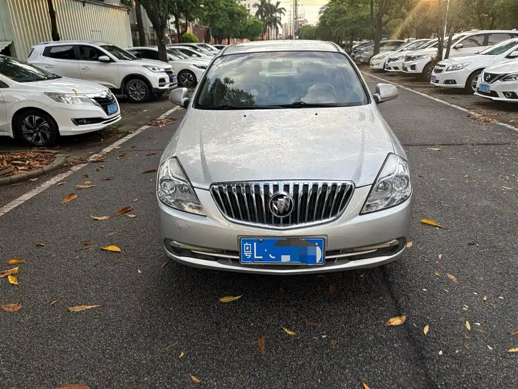 Buick Excelle 2013 1.5L Automatic Classic фото 2