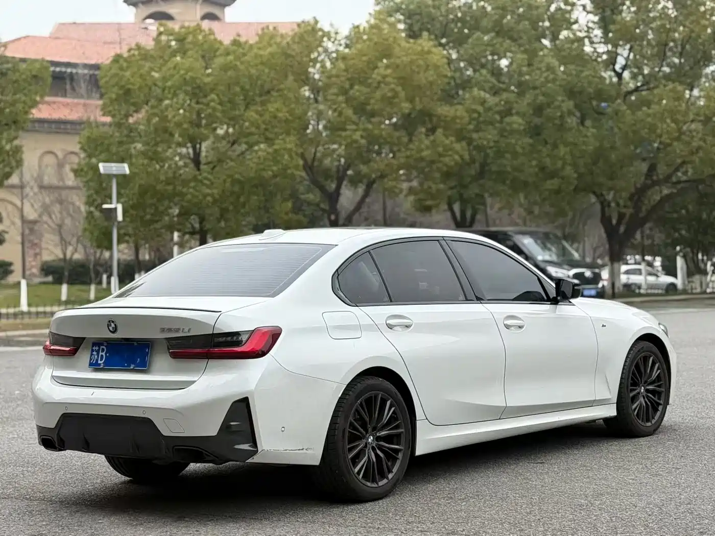 BMW 3 Series 2024 325Li M Sport Shadowline Package фото 9