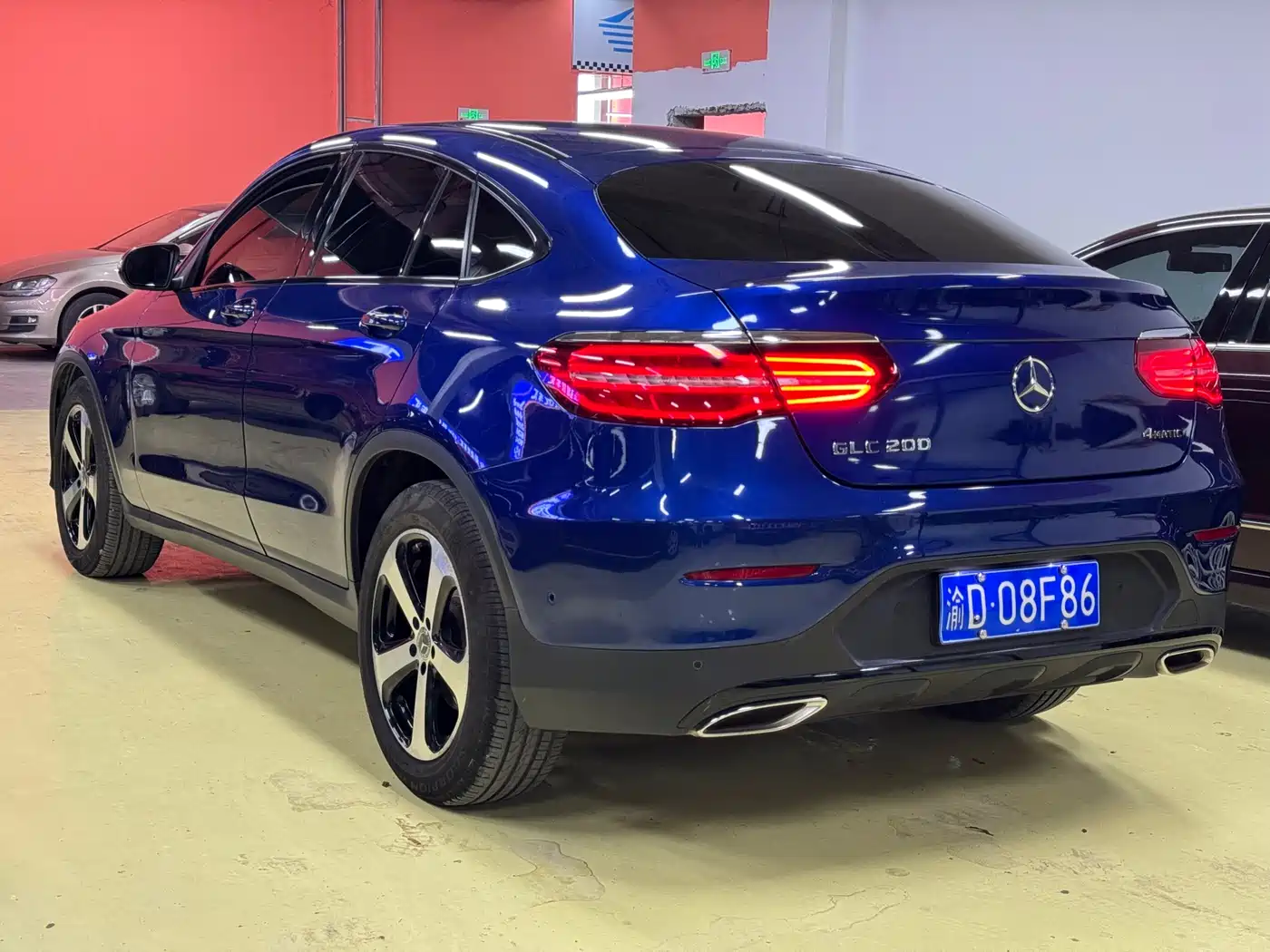 Mercedes-Benz GLC Coupe 2017 GLC 200 4MATIC Coupe SUV фото 8