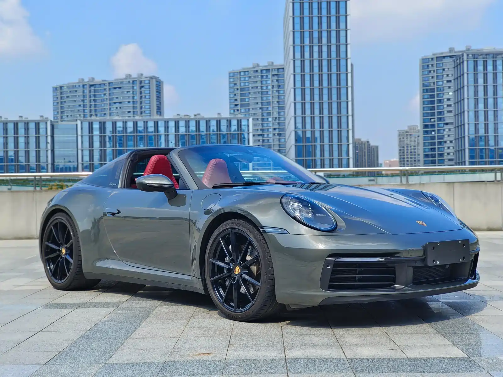 Photo 1 - Porsche 911