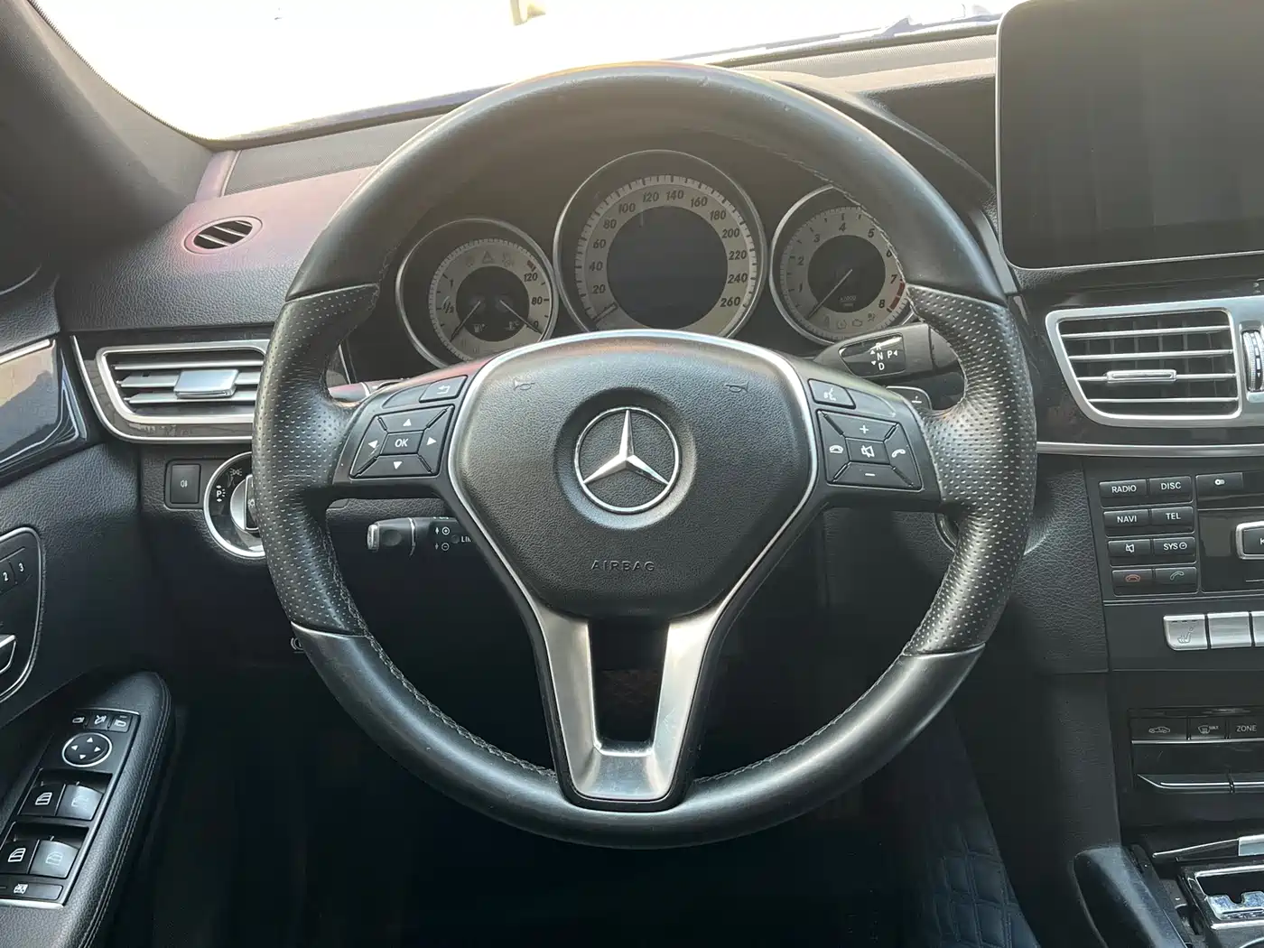 Mercedes-Benz E-Class 2015 E 260 L Sport фото 7