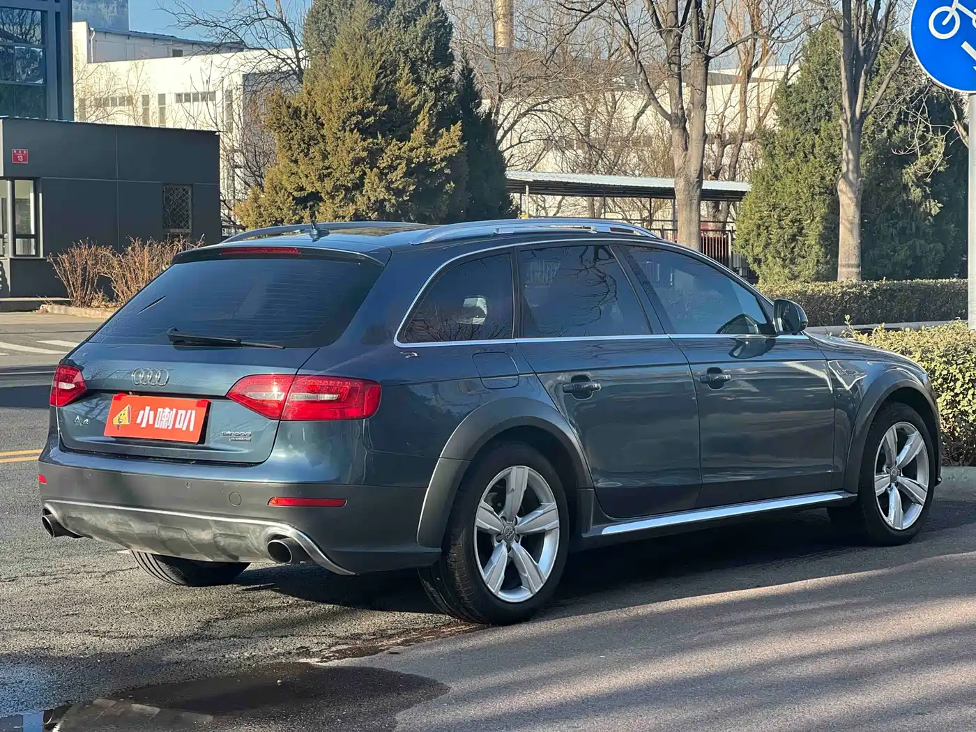 Audi A4 (Import) 2014 40 TFSI allroad quattro plus фото 4