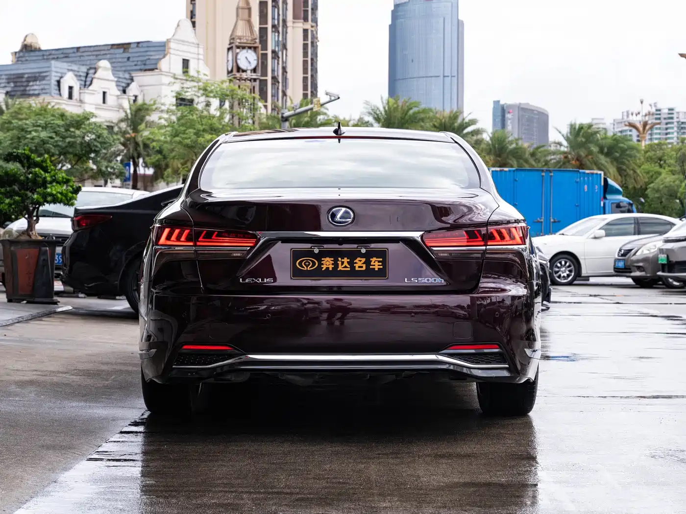 Lexus LS 2018 500h Executive Edition China V фото 5