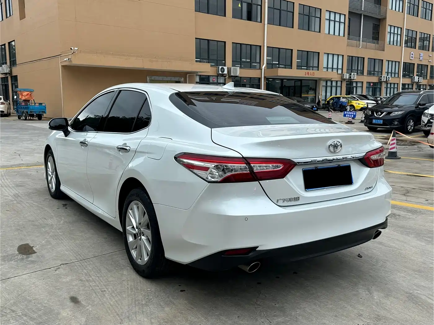Toyota Camry 2021 2.0G Luxury Edition фото 10