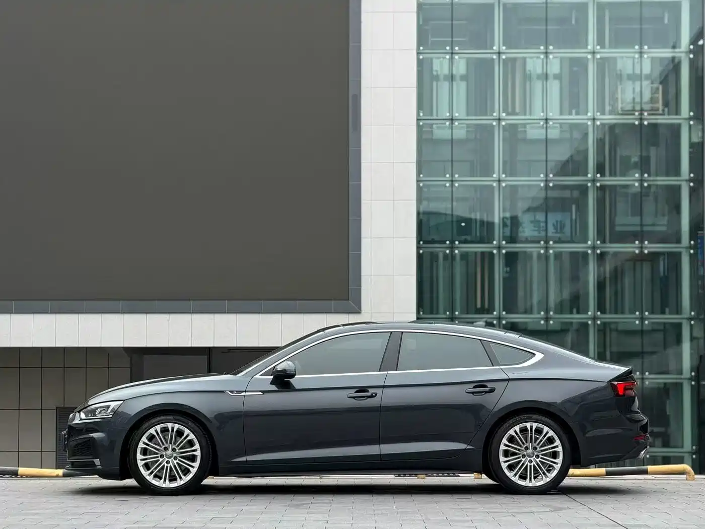 Audi A5 (Import) 2019 Sportback 40 TFSI Fashion фото 7