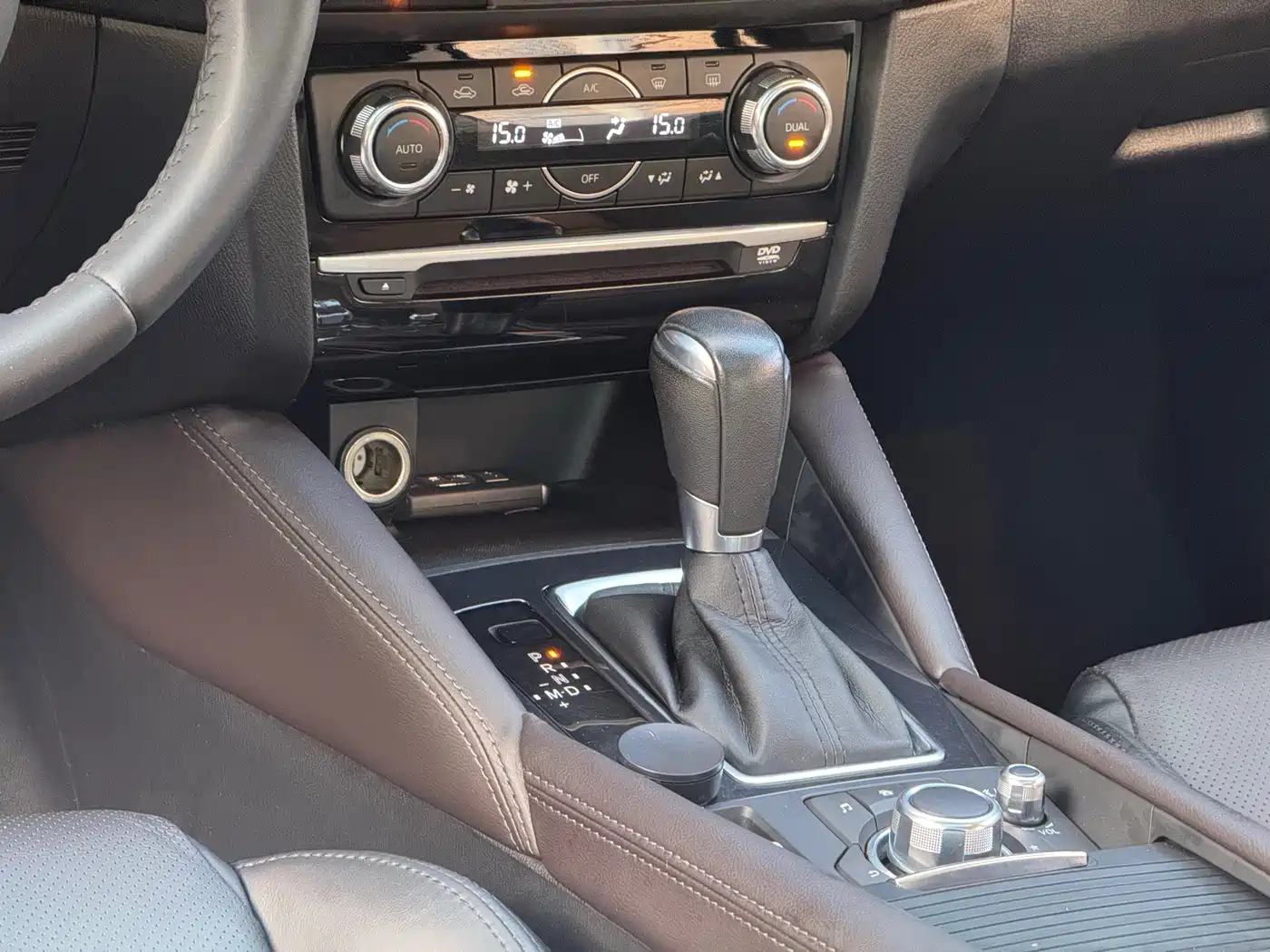 Mazda Atenza 2017 2.0L Skyactiv-G Luxury фото 14