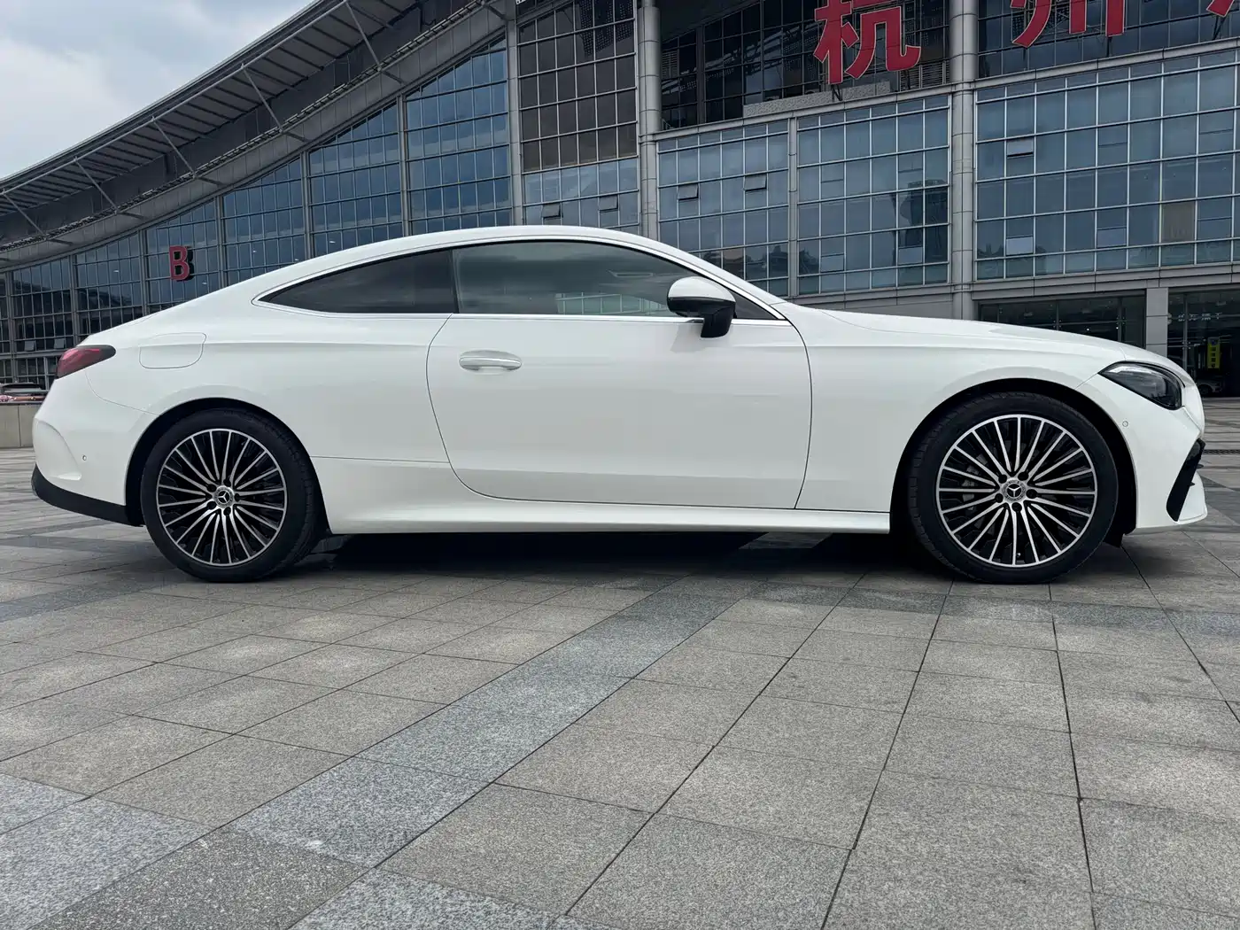 Mercedes-Benz CLE 2024 CLE 300 4MATIC Sport Coupe фото 5