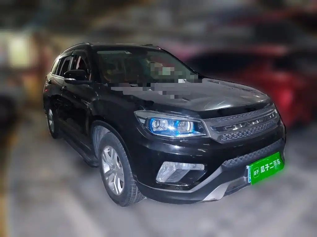 Фото 24 - Changan CS75