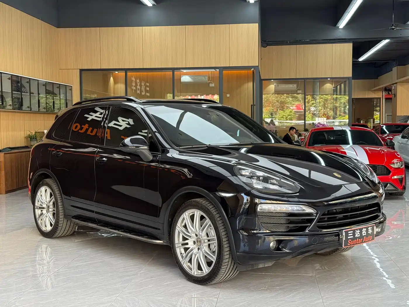 Porsche Cayenne 2011 Cayenne S 4.8L фото 3
