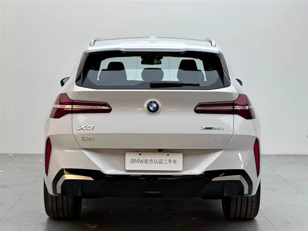 BMW X3 2025 xDrive30L Leading M Sport Package фото 5
