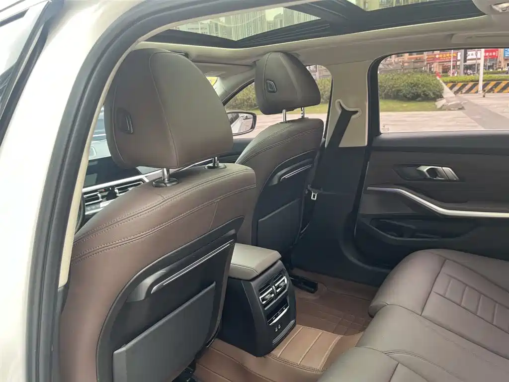 BMW 3 Series 2020 Facelift 325Li M Sport Package фото 18