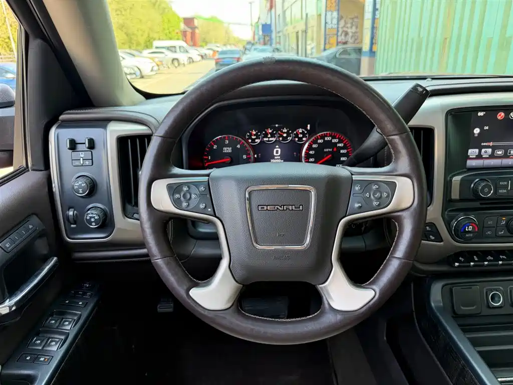 GMC Sierra 2017 Luxury Edition фото 5