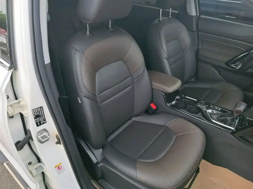 GAC Trumpchi Trumpchi GS4 2017 235T Automatic 2WD Elite фото 25