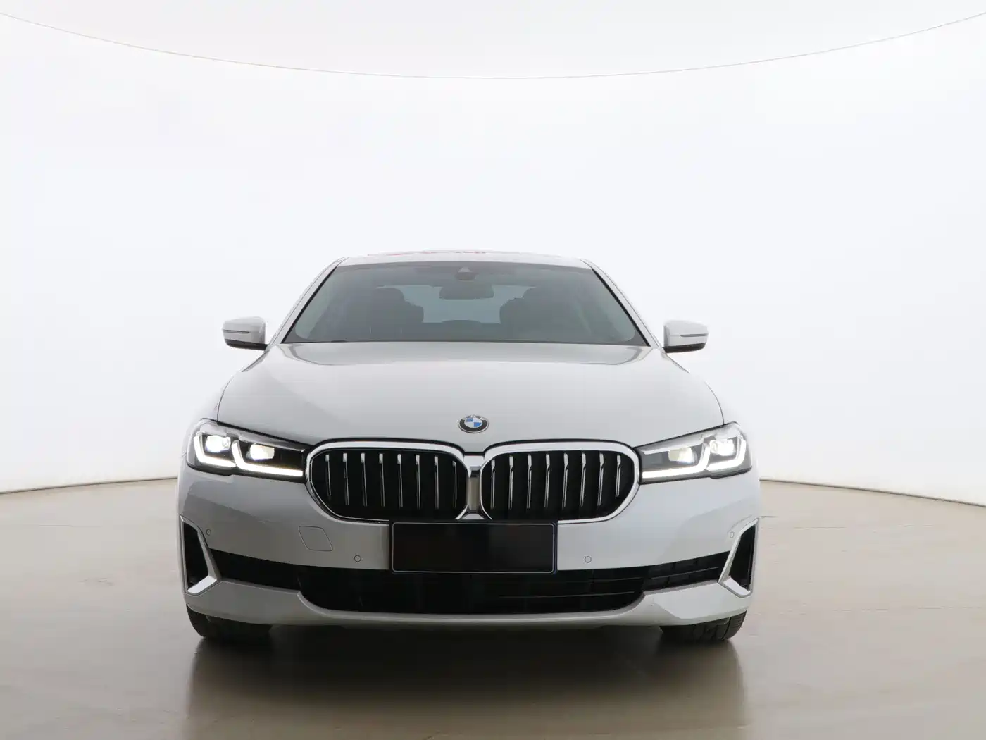 BMW 5 Series 2021 525Li M Sport Package фото 2