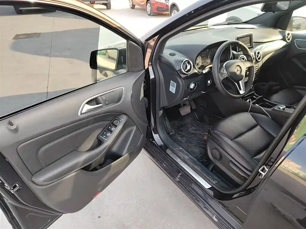 Mercedes-Benz B-Class 2012 B 180 фото 16