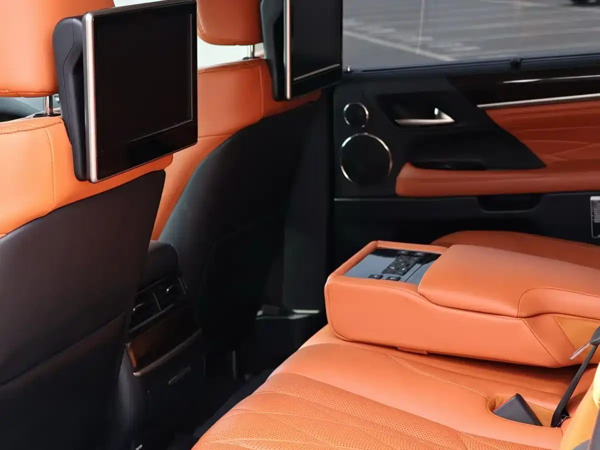 Lexus LX 2019 570 Peak Special Edition фото 6