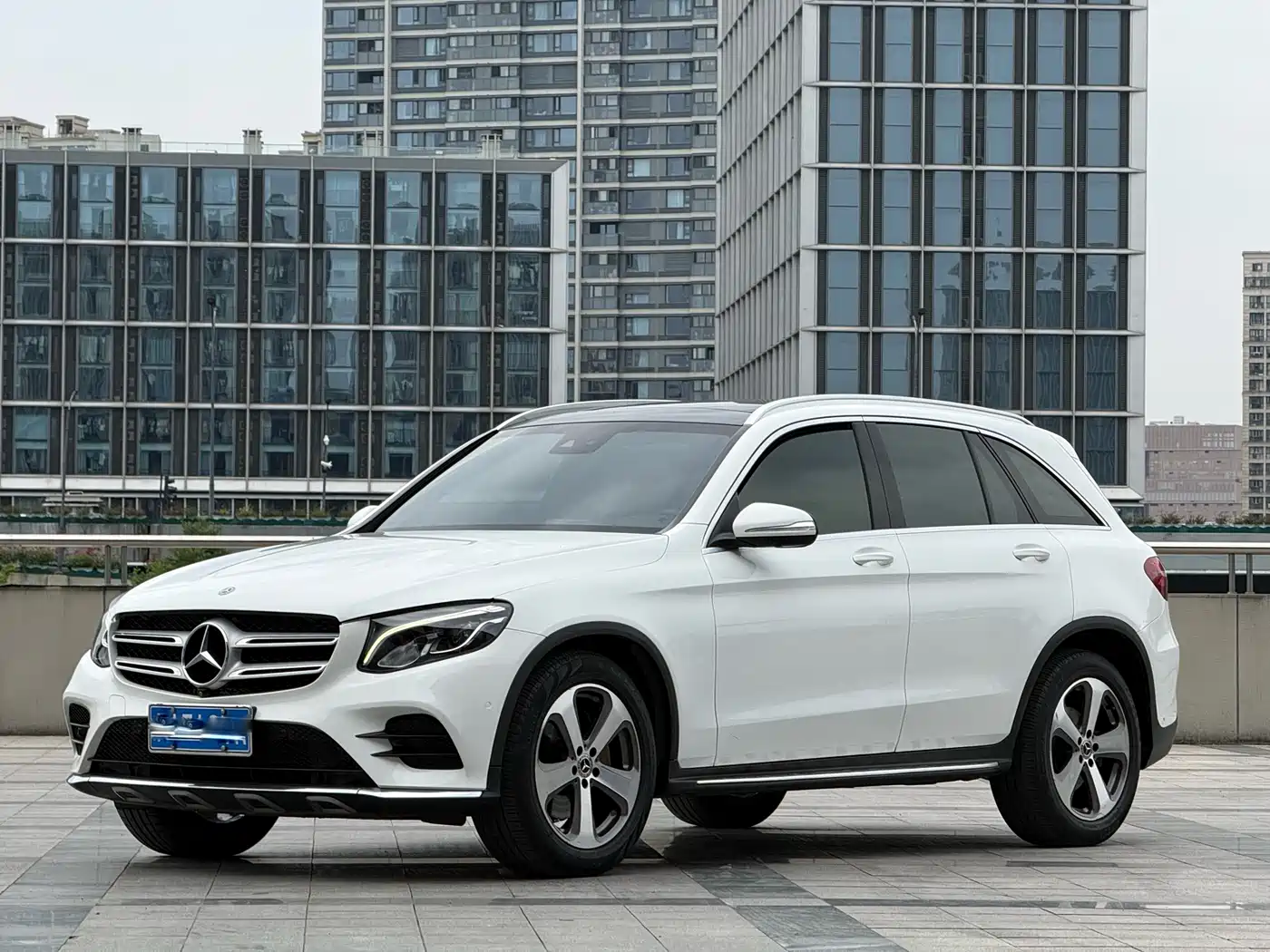 Mercedes-Benz GLC 2017 GLC 260 4MATIC Luxury