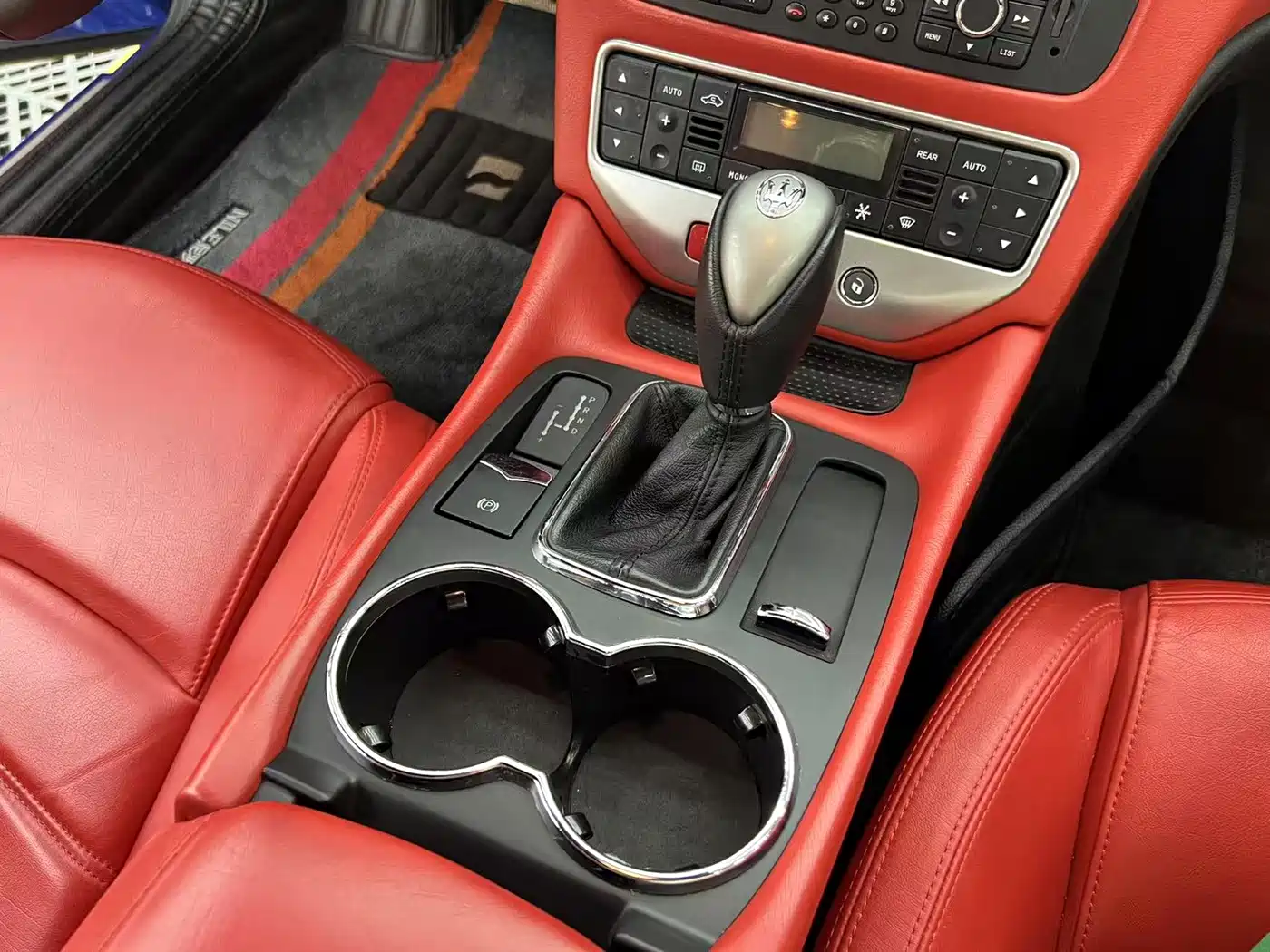 Maserati GranTurismo 2015 2013 4.7L Sport Automatic