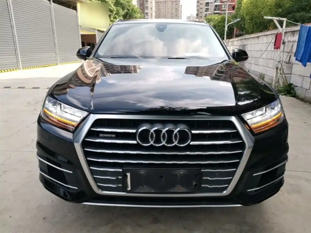 Audi Q7 2019 55 TFSI Technology фото 3