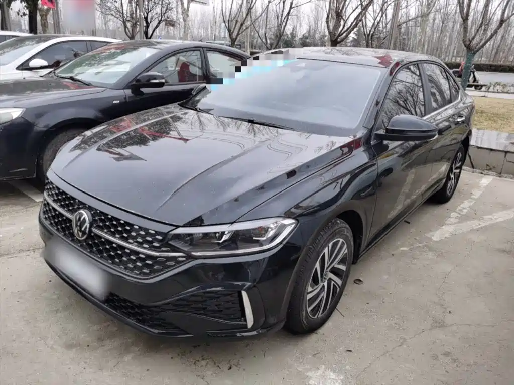Volkswagen Lavida 2024 Model 300TSI DSG Starlight Leading Edition фото 2