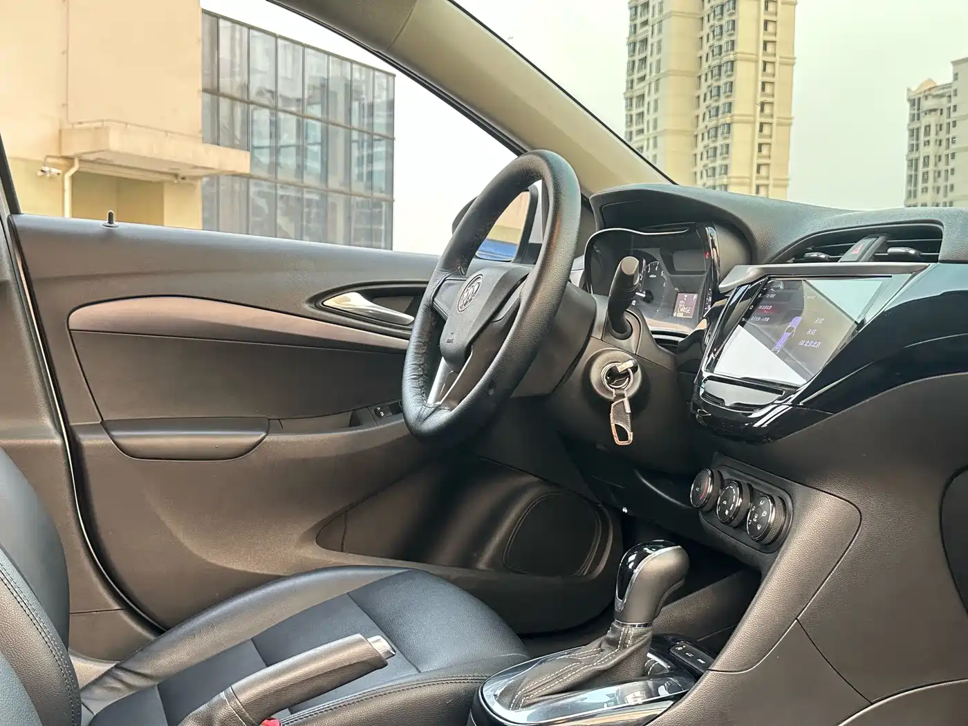 Buick Excelle 2018 15N CVT Elite фото 8
