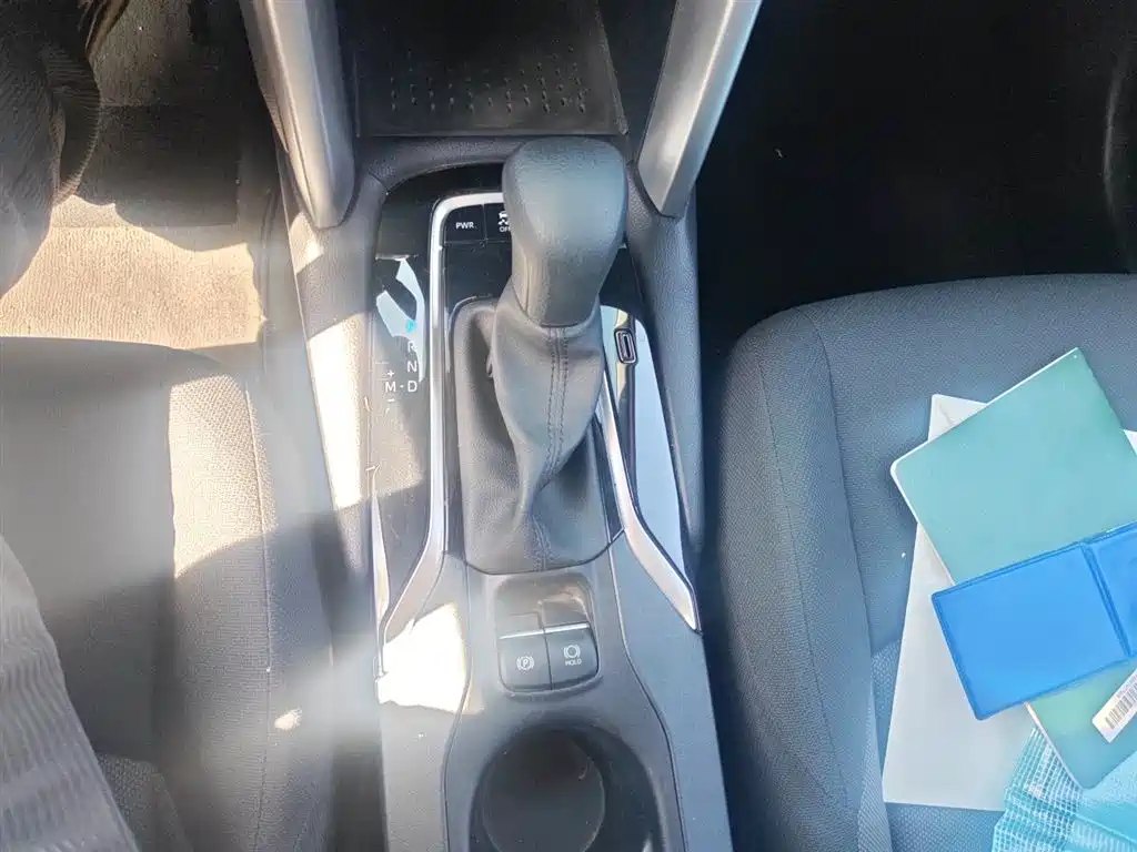 Toyota Frontlander 2023 2.0L CVT Elite Edition фото 7