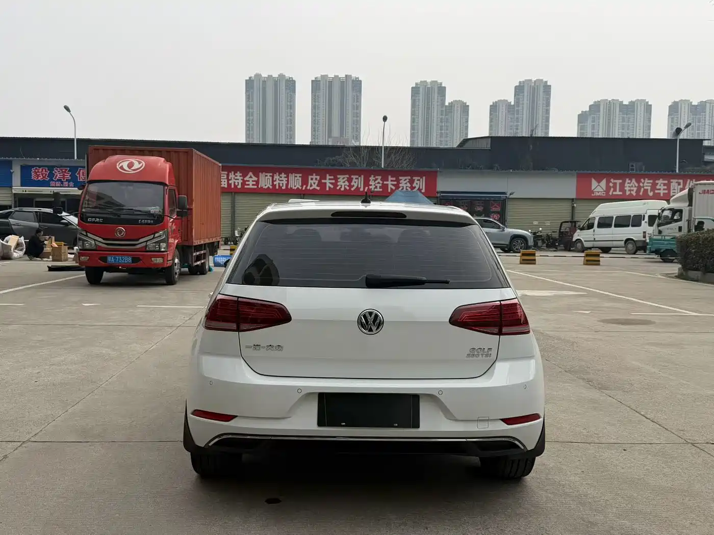 Volkswagen Golf 2020 Beloved Edition 280TSI DSG Comfort фото 8