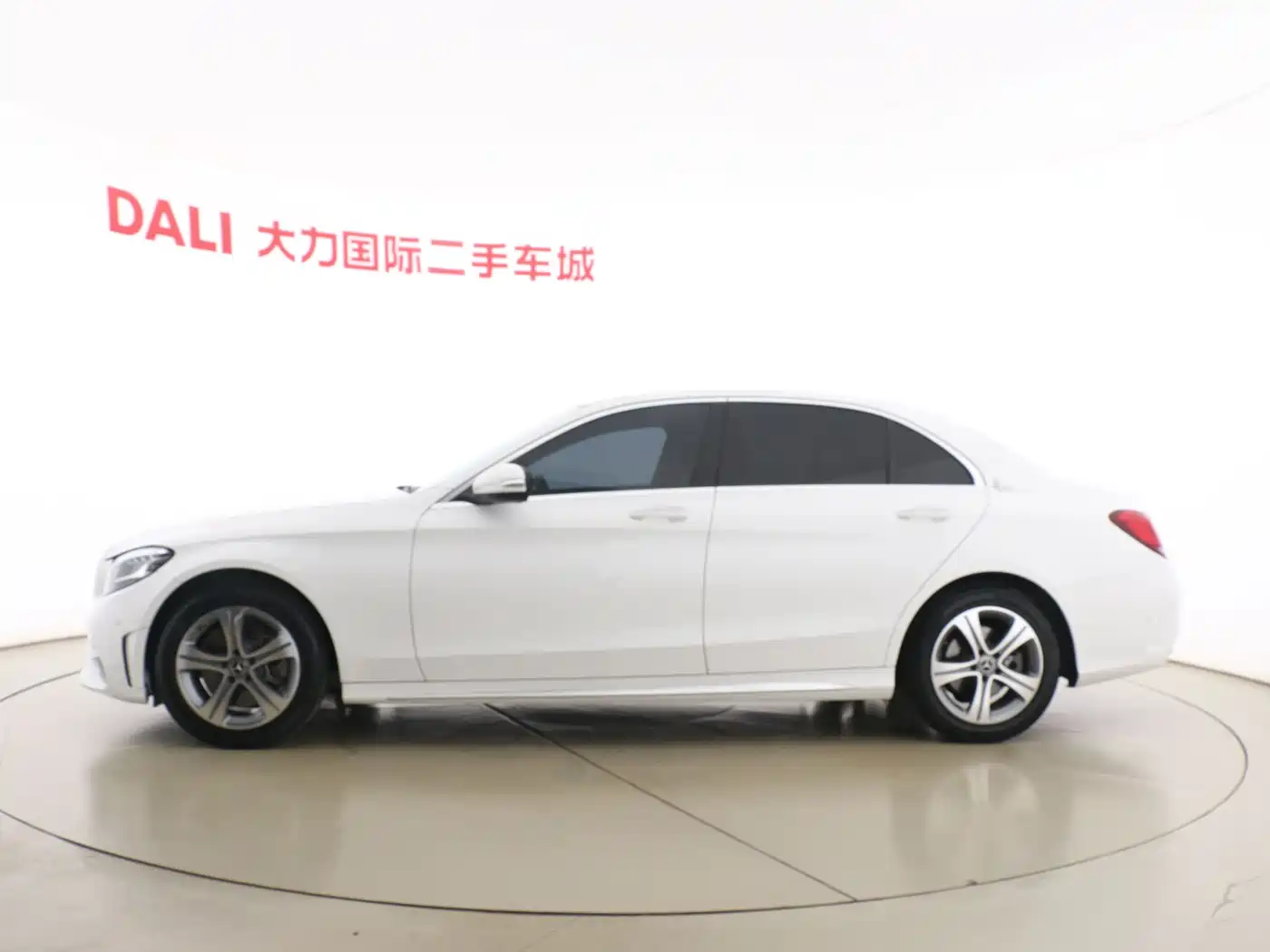 Mercedes-Benz C-Class 2020 C 260 L Sport фото 8