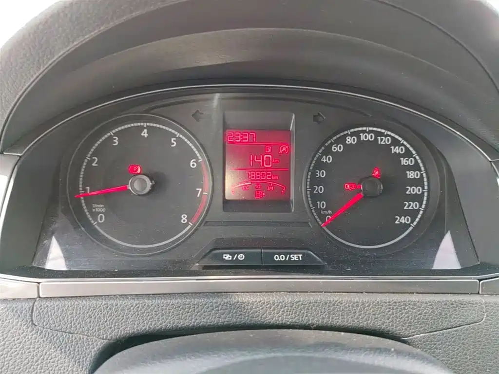 Volkswagen Santana 2018 1.5L Manual Comfort Edition фото 12