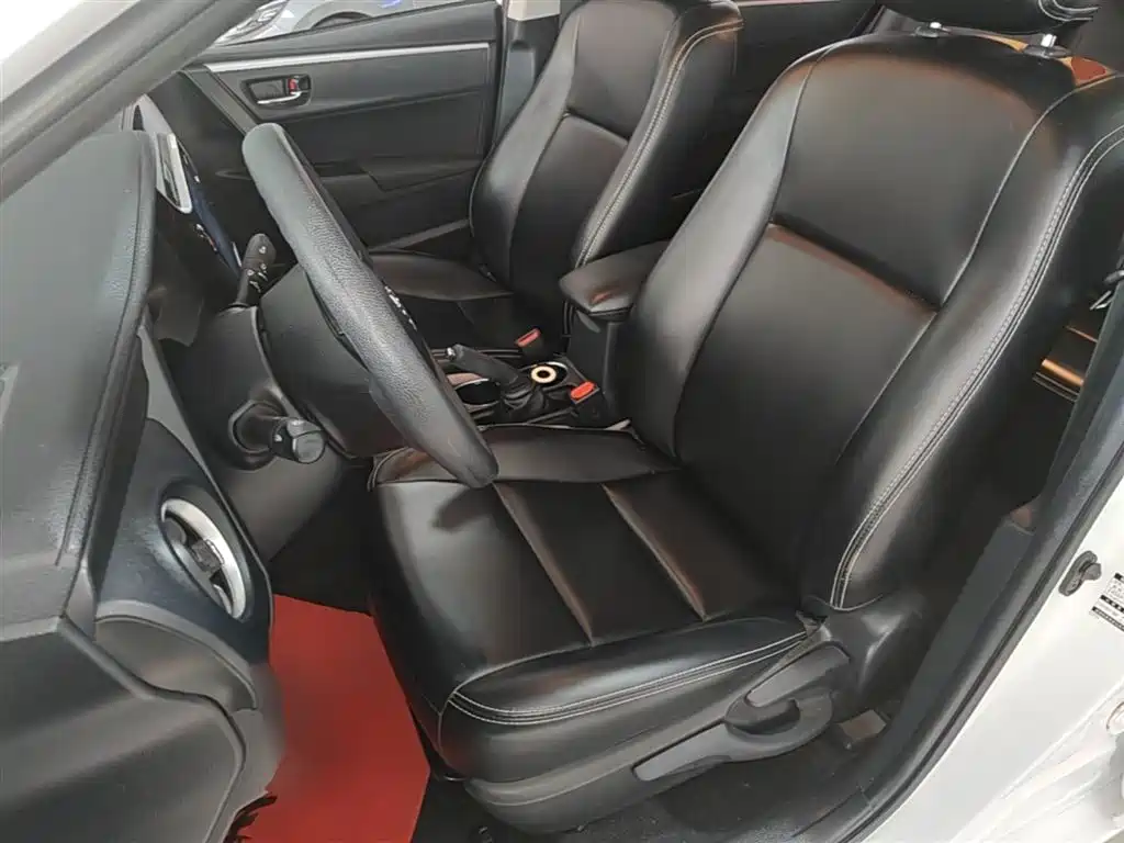 Toyota Corolla 2018 1.2T S-CVT GL Smart Edition фото 15