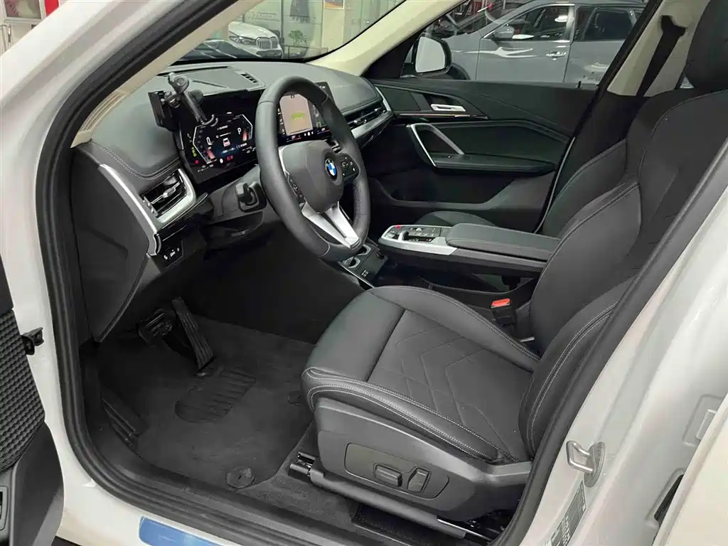BMW X1 2023 sDrive20Li X Design Package фото 9