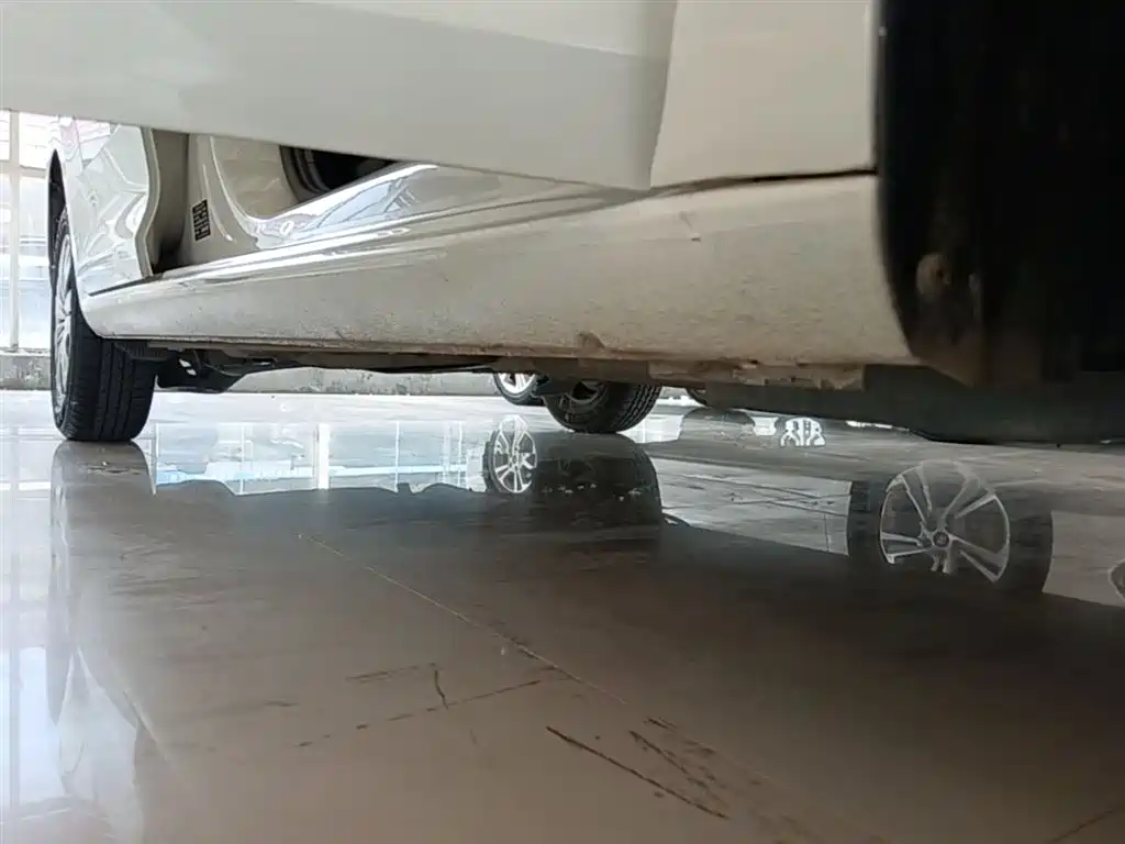 Volkswagen Santana 2016 1.6L Manual Trend Edition фото 21
