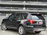 Photo 4 - Ford Explorer (Import)