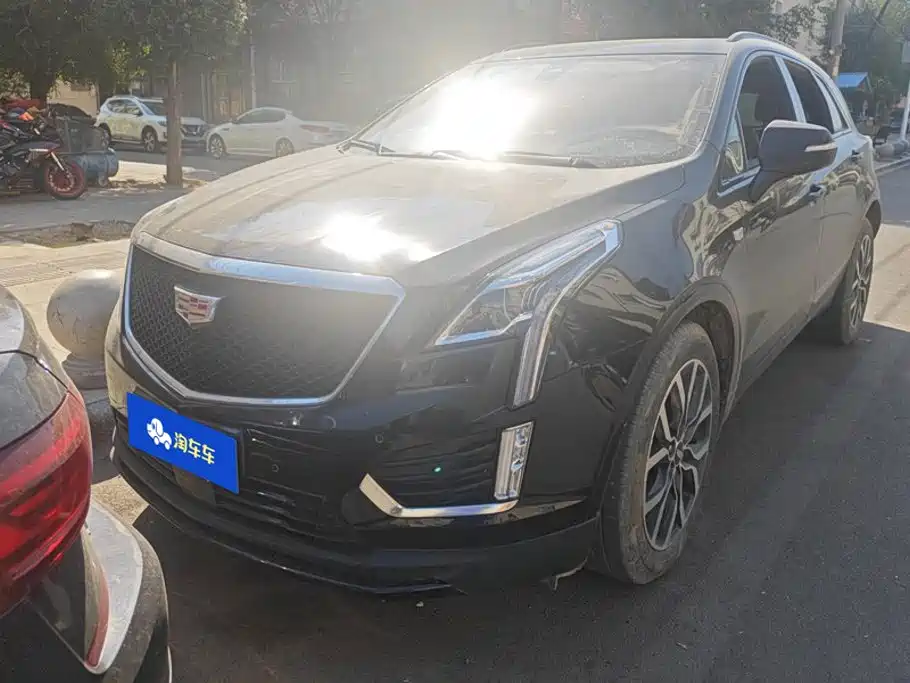 Фото 2 - Cadillac XT5