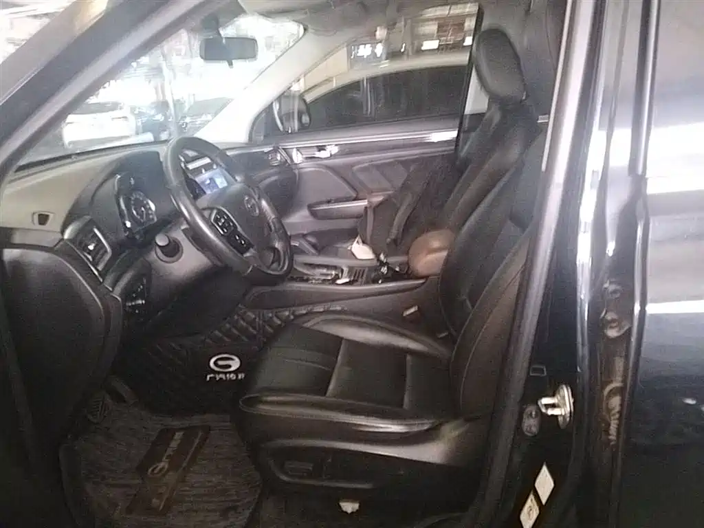 GAC Trumpchi Trumpchi GS7 2017 280T 2WD Luxury фото 15
