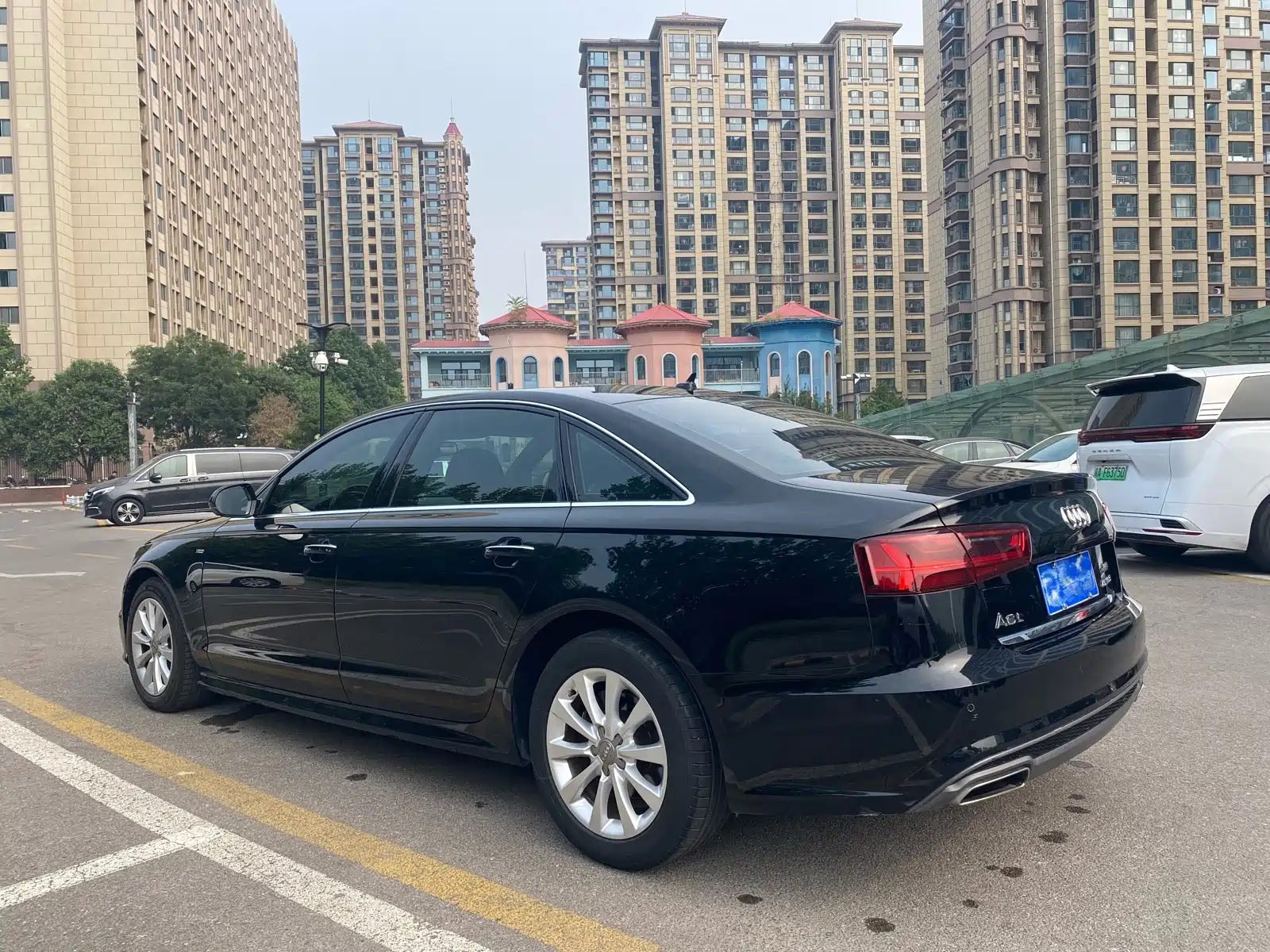 صورة 4 - Audi A6L