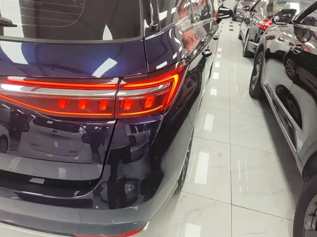 BYD Song MAX 2021 Upgrade 1.5T Automatic Luxury Edition 7-Seater фото 8
