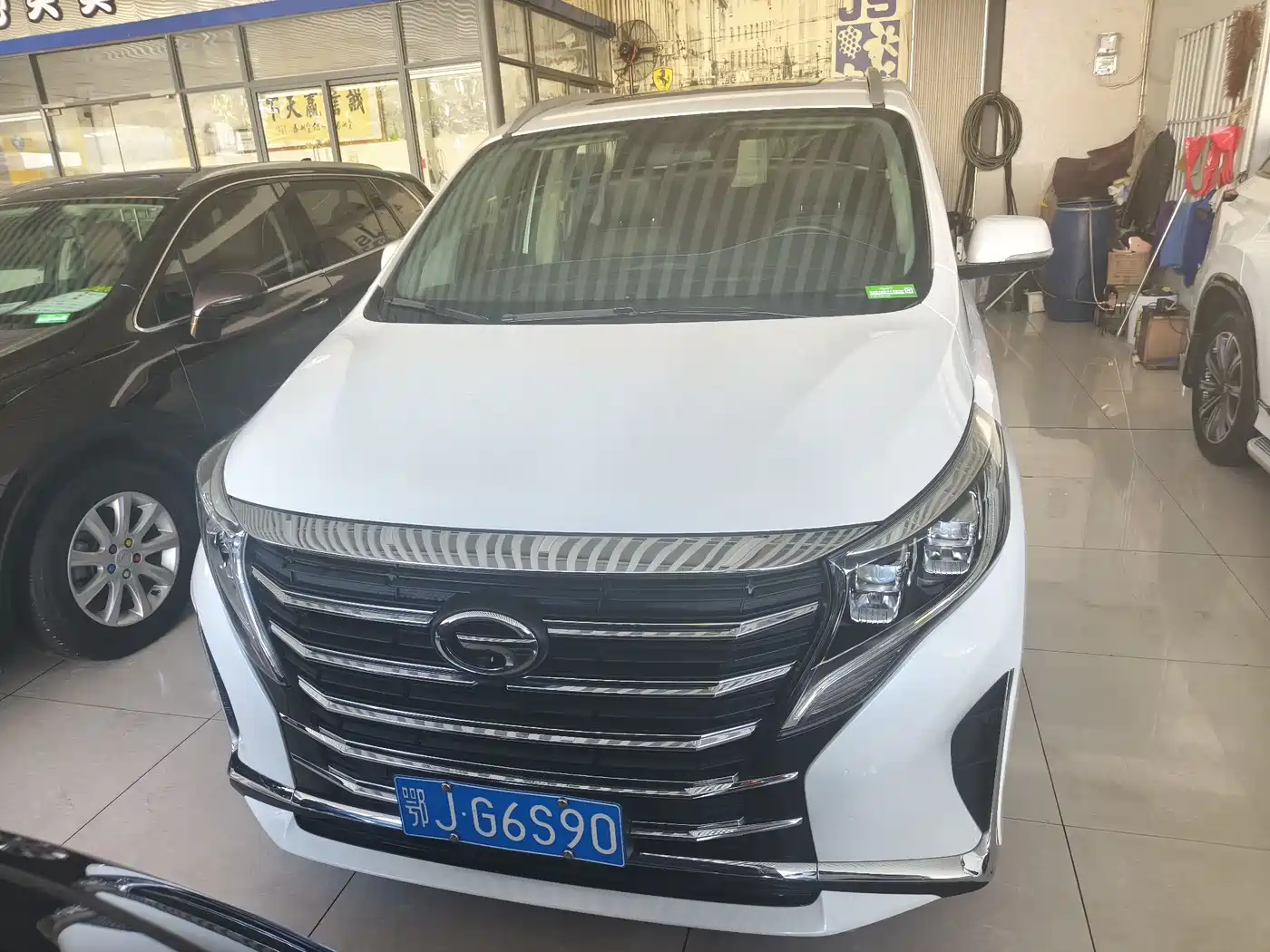GAC Trumpchi Trumpchi M8 2021 Leading Show Series 390T Premium Edition фото 2