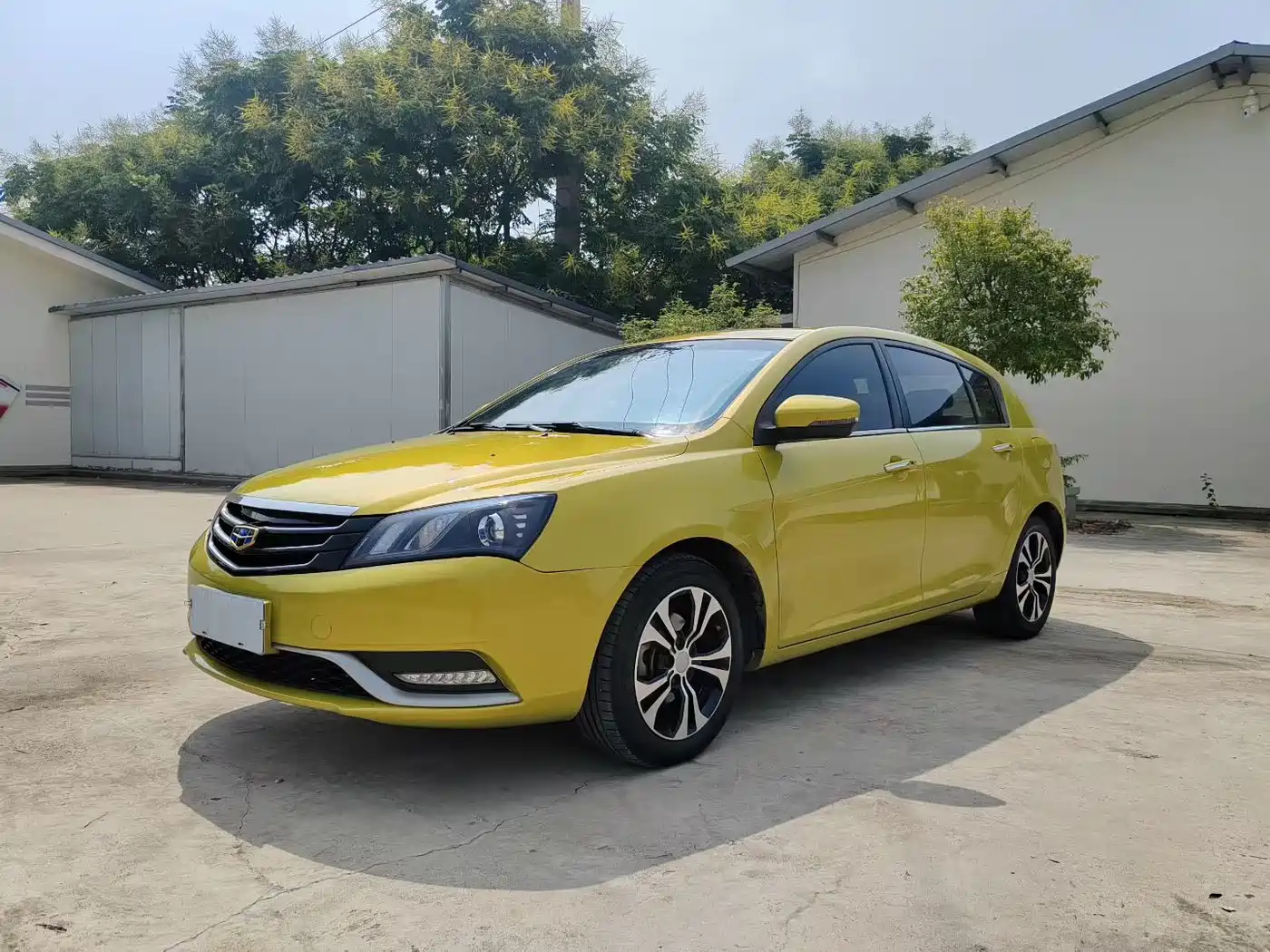 Geely Emgrand 2015 2015 Hatchback RS 1.5L Manual Up Version