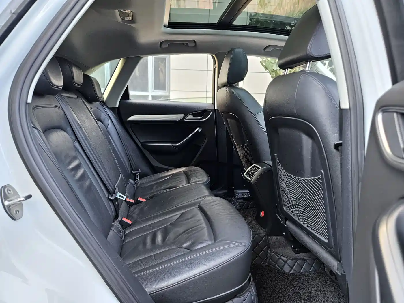Audi Q3 2015 35 TFSI quattro Technology фото 9