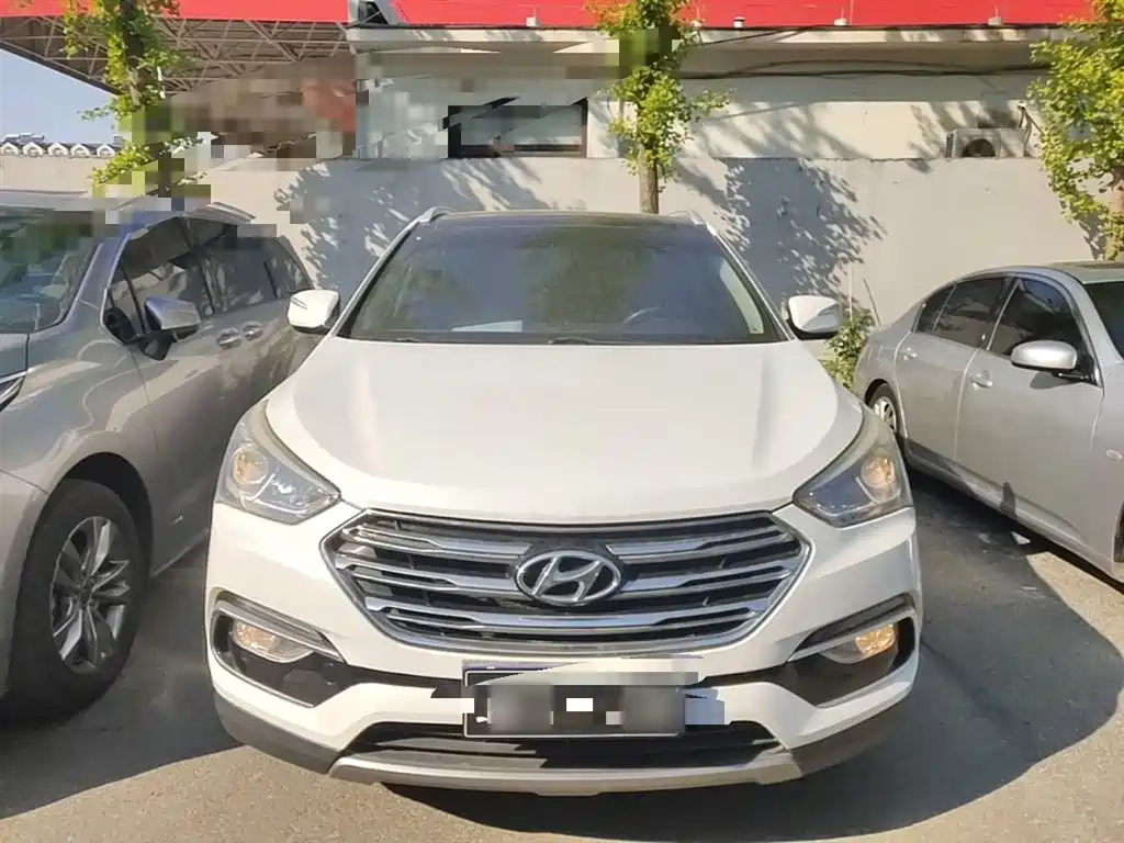 Hyundai Santa Fe 2017 2.0T Automatic 2WD Intelligent 7-Seater фото 3