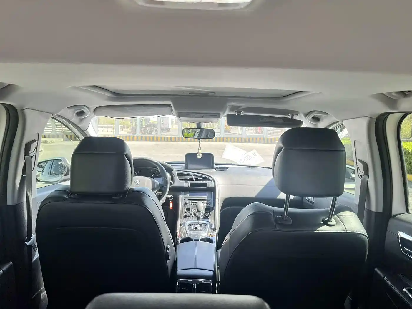 Peugeot 3008 2013 2.0L Automatic Trend Edition фото 16