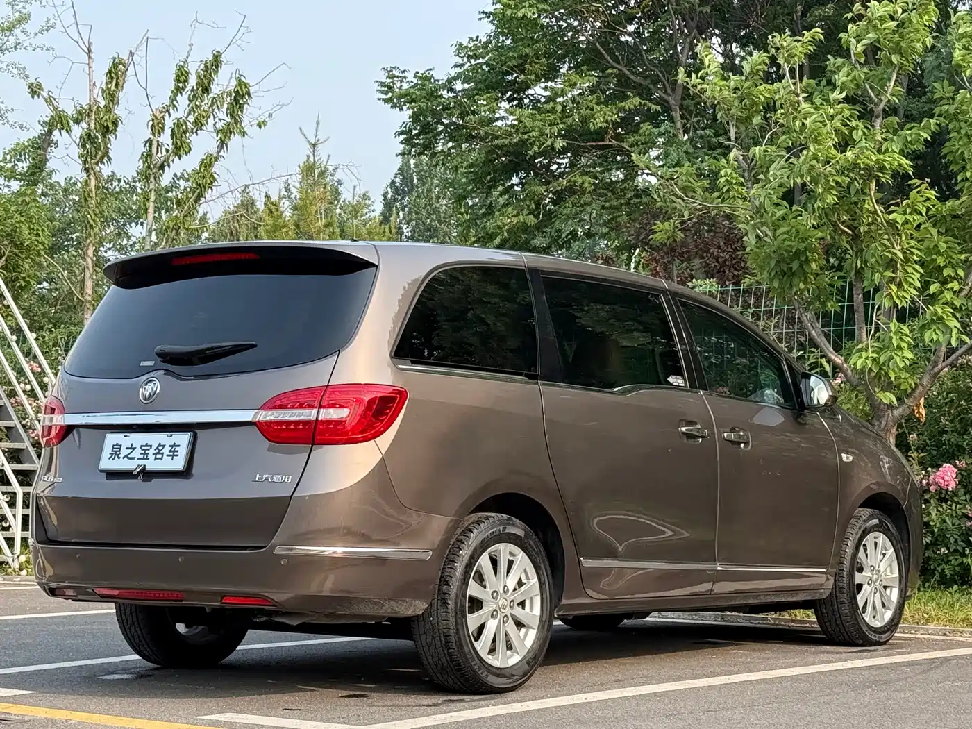 Buick GL8 2017 25S Premium Model China V фото 17