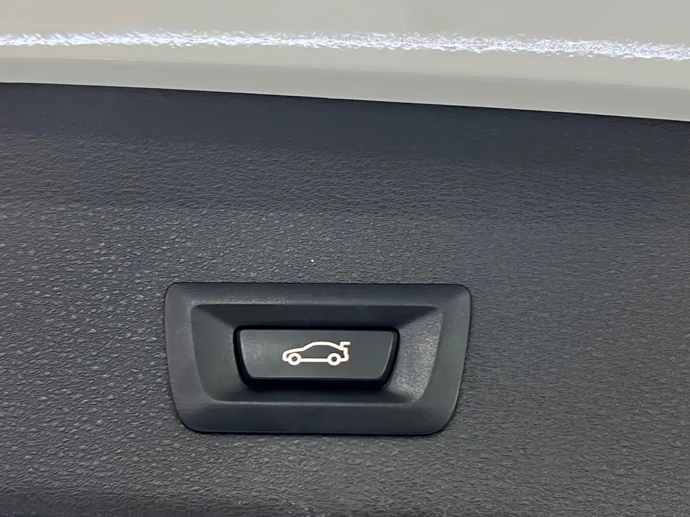 BMW X1 2018 sDrive18Li Premium Model фото 21